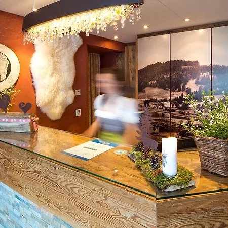 Hotel Seehotel Hartung&ferienappartements 4*